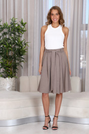 светло-коричневый