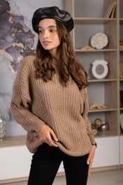 коричневый