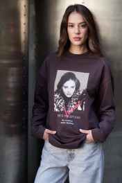 коричневый