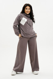 коричневый