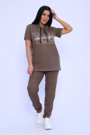 коричневый