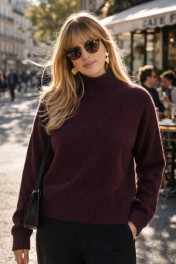 коричневый