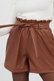 коричневый