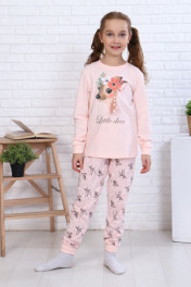 светло-розовый