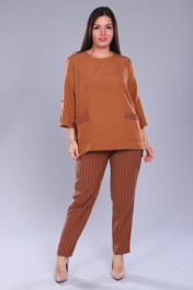 коричневый