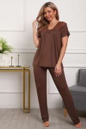 коричневый