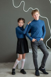 темно-синий