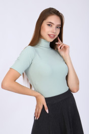 светло-зеленый