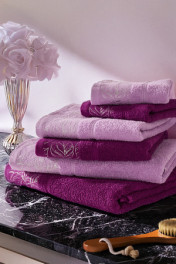 фиолетовый