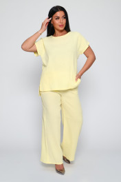 светло-желтый