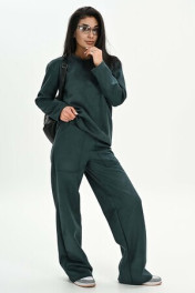 изумрудный