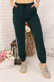 темно-зеленый