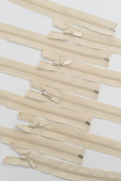 бежевая С123