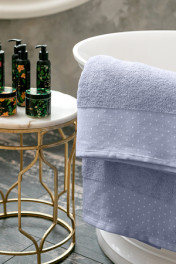 светло-сиреневый