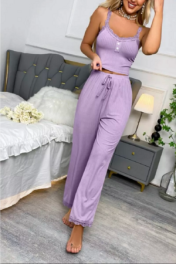 фиолетовый