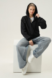 черный