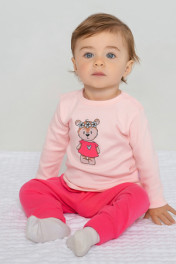 персиковый