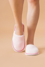 светло-розовый