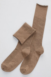 светло-коричневый