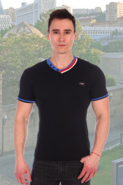 черный