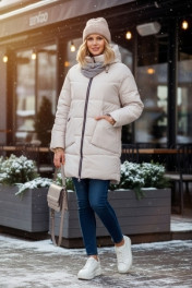 светло-бежевый