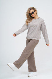 коричневый