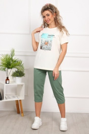 экрю-зеленый