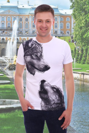 белый