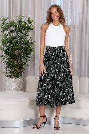 черно-зеленый