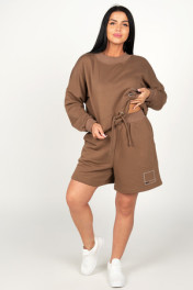 коричневый