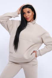 светло-бежевый