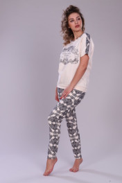 молочный-серый