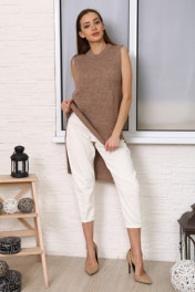 коричневый