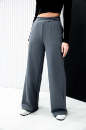 темно-серый