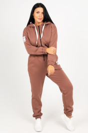 коричневый