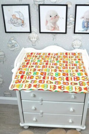 совы на жёлтом