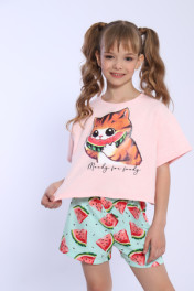 светло-розовый