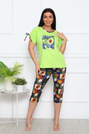 зеленый фрукты