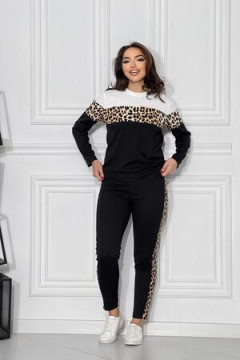 Костюм с брюками Леопард