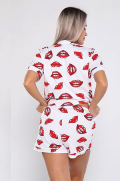 Пижама с шортами 908 Губы
