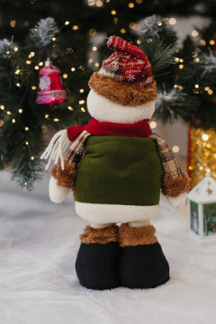 Игрушка новогодняя с выдвижными ногами Снеговик коричневое платье