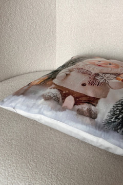 Наволочка декоративная 2 шт 3D эффект Снеговик и Гном