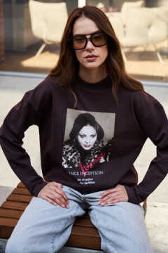 Лонгслив оверсайз с принтом