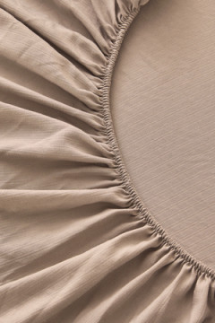 КПБ полукомплект простыня на резинке Борт 25 + 2 наволочки 50*70 мокко