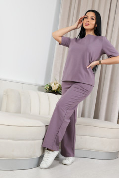 Костюм с брюками 650