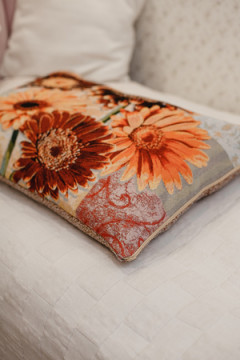 Наволочка декоративная Герберы 50х70