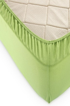 Простыня трикотажная на резинке