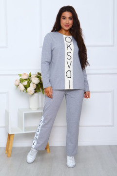 064 Костюм с брюками