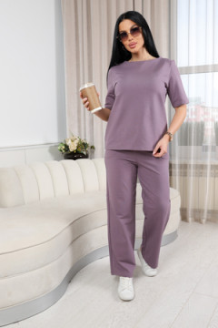 Костюм с брюками 650