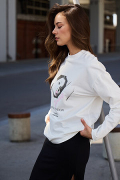 Лонгслив оверсайз с принтом